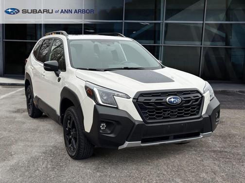 Crystal White Pearl 2023 Subaru Forester Wilderness