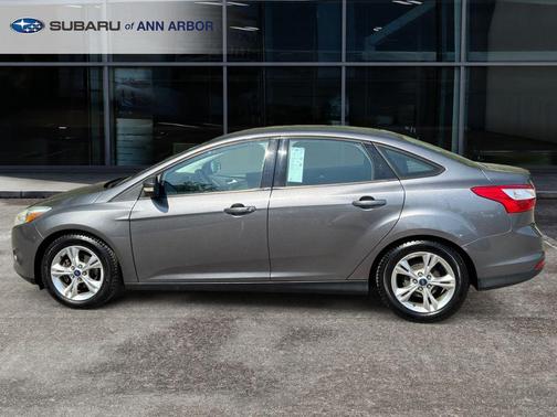 Sterling Gray Metallic 2014 Ford Focus SE