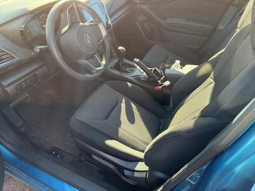 2017 Subaru Impreza 2.0i