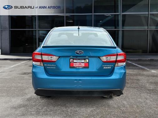 2017 Subaru Impreza 2.0i