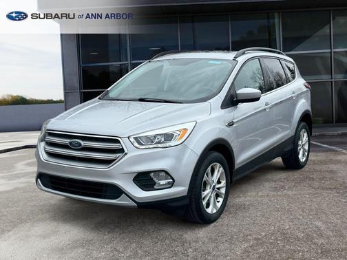 Ingot Silver 2017 Ford Escape SE