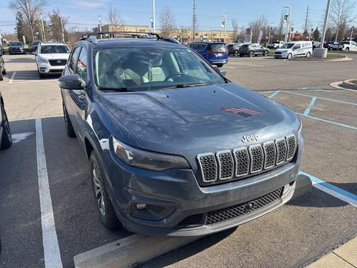 Slate Blue Pearlcoat 2020 Jeep Cherokee Latitude Lux