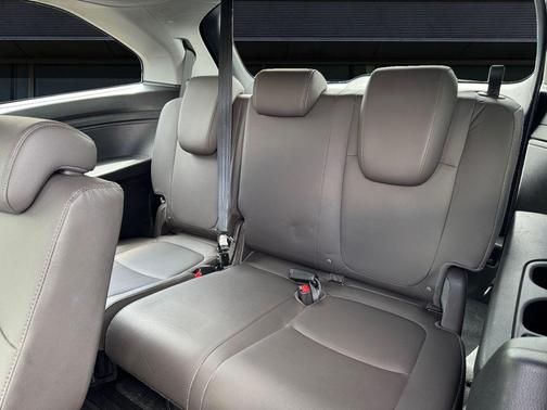 Crystal Black Pearl 2018 Honda Odyssey EX-L