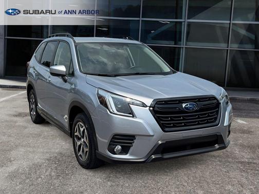 Ice Silver Metallic 2023 Subaru Forester Premium