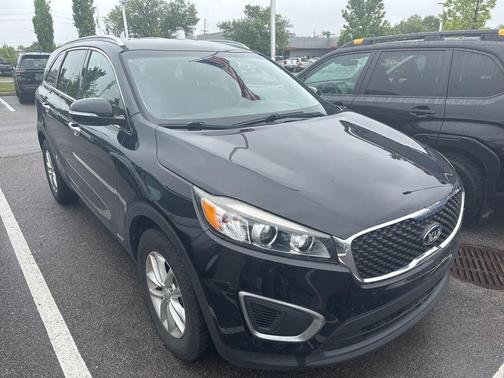 Ebony Black 2016 Kia Sorento LX