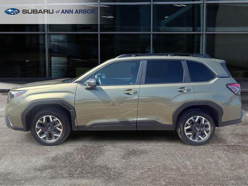 Autumn Green Metallic 2026 Subaru Forester Premium