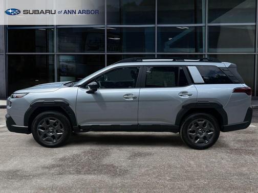 Ice Silver Metallic 2026 Subaru Outback Premium