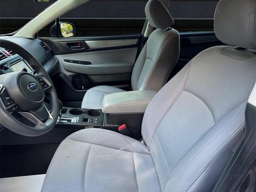 2019 Subaru Outback 2.5i