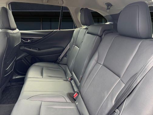 Ice Silver Metallic 2024 Subaru Outback Limited