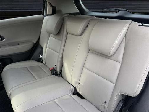 2016 Honda HR-V EX-L w/Navigation