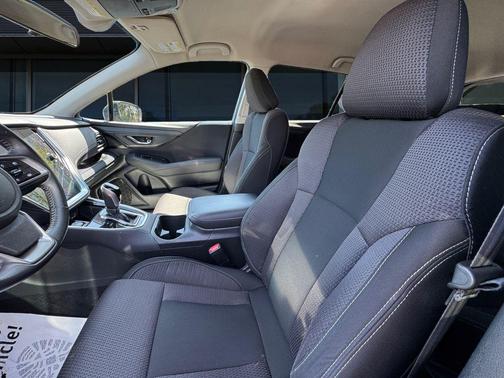 Ice Silver Metallic 2022 Subaru Outback Premium