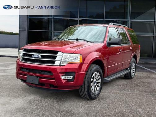 Ruby Red Metallic Tinted Clearcoat 2017 Ford Expedition XLT