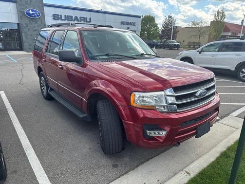 Ruby Red Metallic Tinted Clearcoat 2017 Ford Expedition XLT
