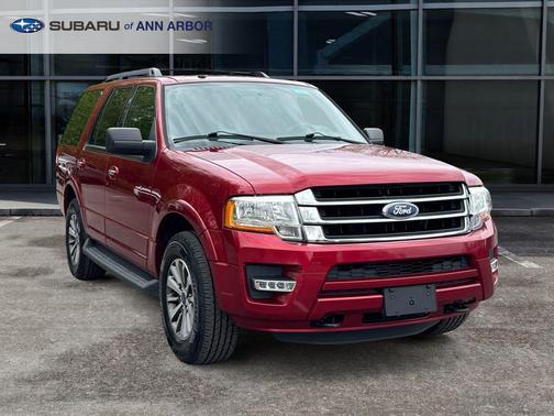 Ruby Red Metallic Tinted Clearcoat 2017 Ford Expedition XLT