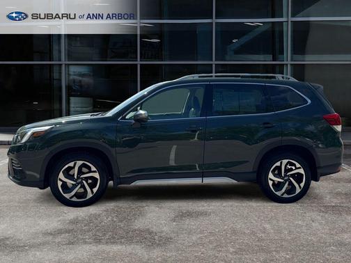 Cascade Green Silica 2024 Subaru Forester Touring