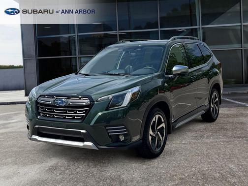 Cascade Green Silica 2024 Subaru Forester Touring