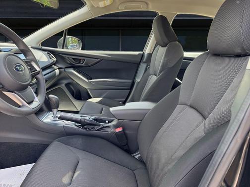Crystal Black Silica 2018 Subaru Impreza 2.0i