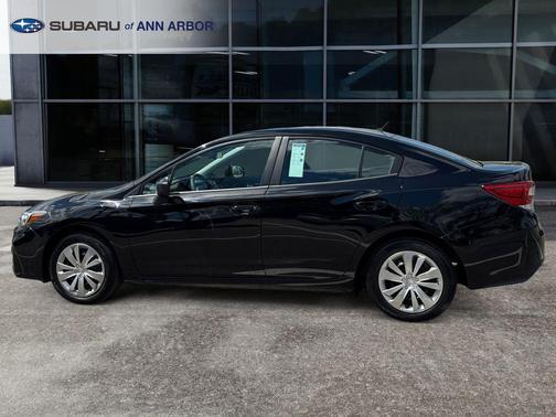 Crystal Black Silica 2018 Subaru Impreza 2.0i