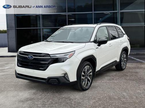 Crystal White Pearl 2025 Subaru Forester Hybrid Touring