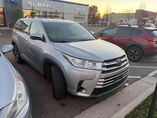 2017 Toyota Highlander LE