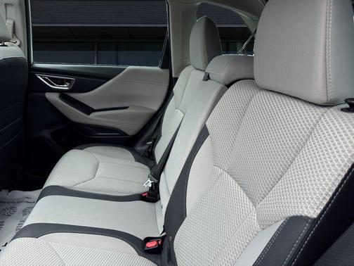 Crystal White Pearl 2023 Subaru Forester Premium