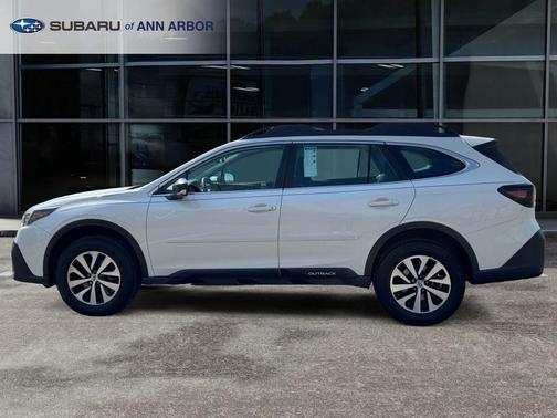 Crystal White Pearl 2021 Subaru Outback Base