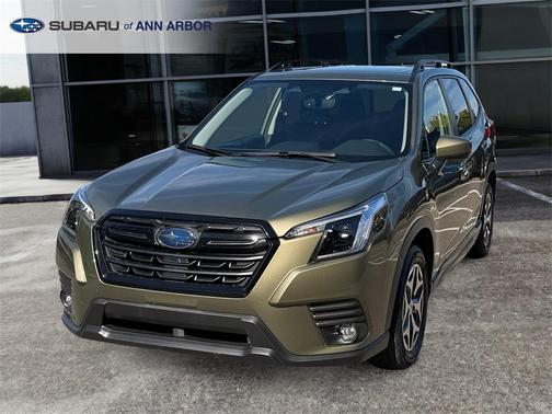 2024 Subaru Forester Premium