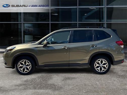 2024 Subaru Forester Premium
