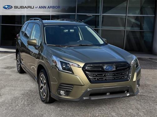 2024 Subaru Forester Premium