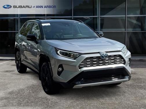 2021 Toyota RAV4 Hybrid SE