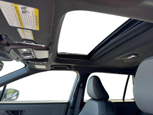Ice Silver Metallic 2026 Subaru Outback Premium
