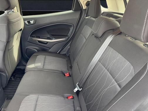 Diamond White 2020 Ford EcoSport SE