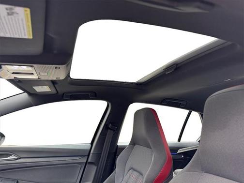 2022 Volkswagen Golf GTI 1.4T TSI