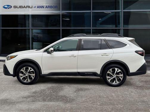 Crystal White Pearl 2020 Subaru Outback Limited
