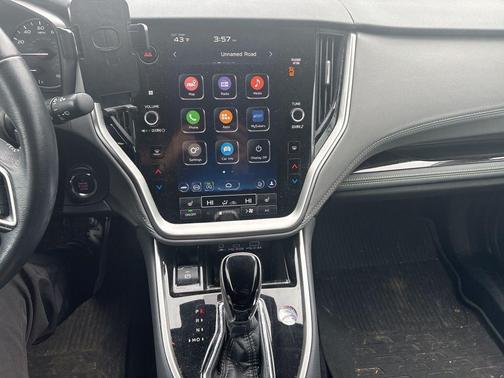 Ice Silver Metallic 2023 Subaru Outback Onyx Edition