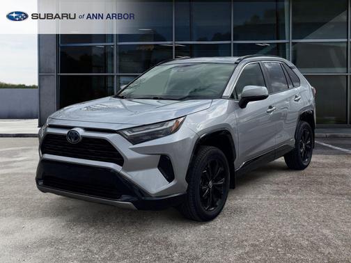 2022 Toyota RAV4 Hybrid SE