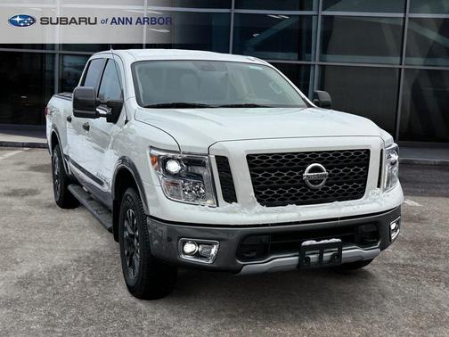 2019 Nissan Titan PRO-4X