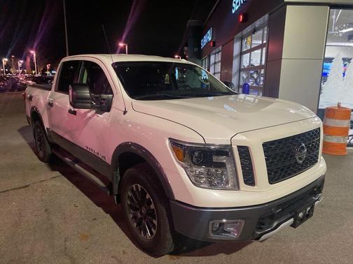 2019 Nissan Titan PRO-4X