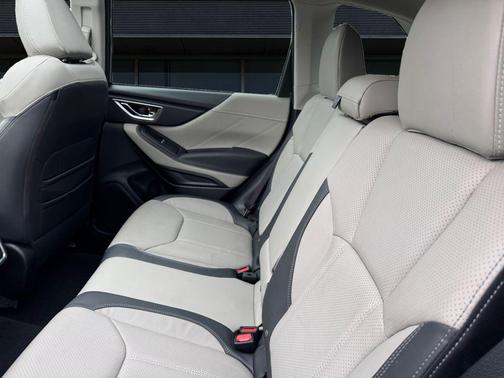 Magnetite Gray Metallic 2023 Subaru Forester Limited