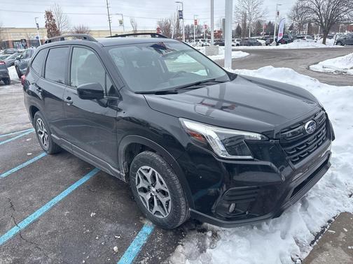 2023 Subaru Forester Premium