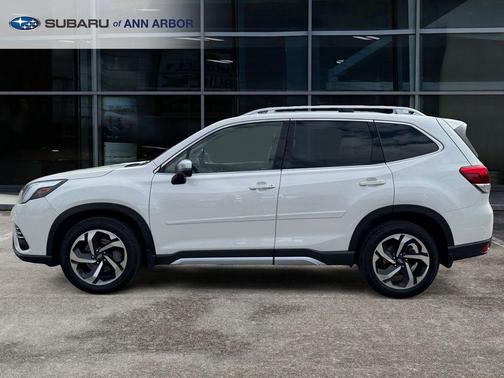 2023 Subaru Forester Touring