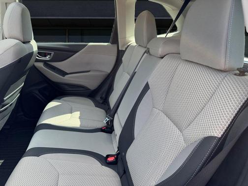 Magnetite Gray Metallic 2023 Subaru Forester Premium