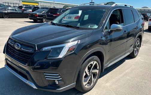 Crystal Black Silica 2022 Subaru Forester Touring