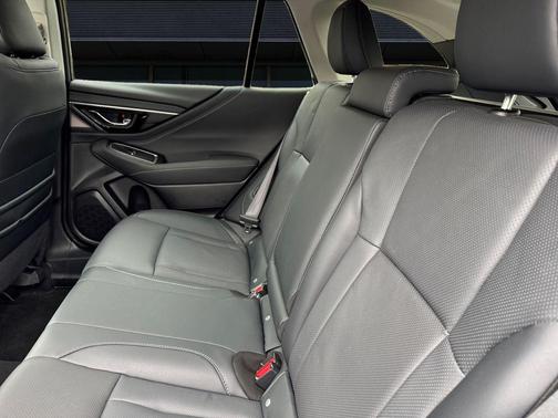 Autumn Green Metallic 2025 Subaru Outback Limited