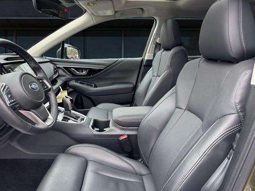 Autumn Green Metallic 2025 Subaru Outback Limited