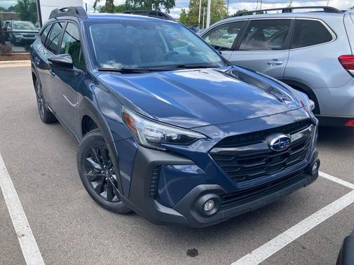 Cosmic Blue Pearl 2023 Subaru Outback Onyx Edition