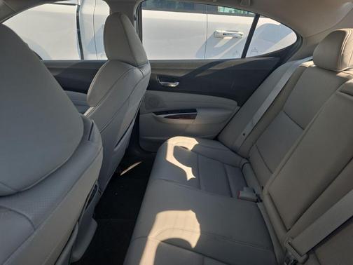 2015 Acura TLX V6 Tech