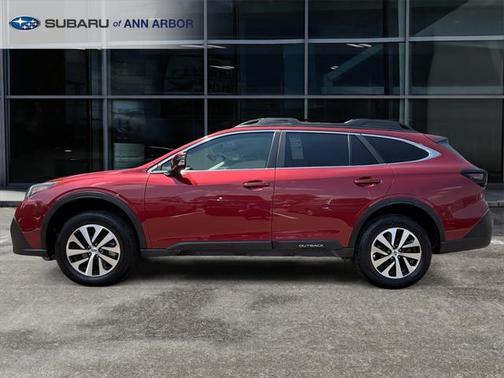 2022 Subaru Outback Premium