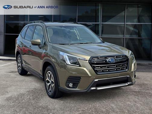 Autumn Green Metallic 2024 Subaru Forester Premium