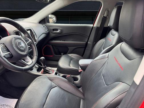 Spitfire Orange Clearcoat 2018 Jeep Compass Trailhawk